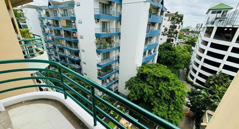 For rent 2 ベッドルーム condo in Khlong Toei, Bangkok