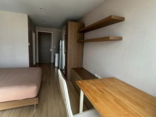 À louer studio condo à Thon Buri, Bangkok