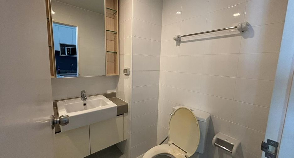 For rent studio condo in Thon Buri, Bangkok