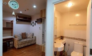 For rent 1 Beds condo in Huai Khwang, Bangkok