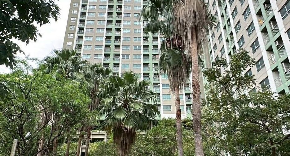 Wohnung zur Miete mit 1 Zimmer in Huai Khwang, Bangkok