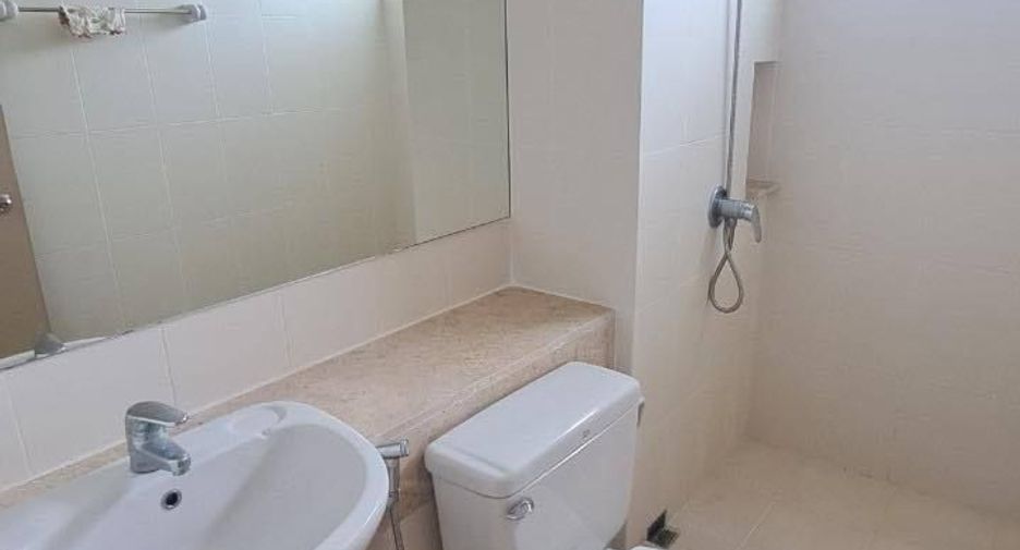 For rent 2 bedrooms condo in Bang Na, Bangkok
