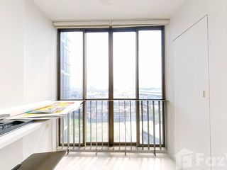 Condo en alquiler de 1 habitaciones en Bang Na, Bangkok