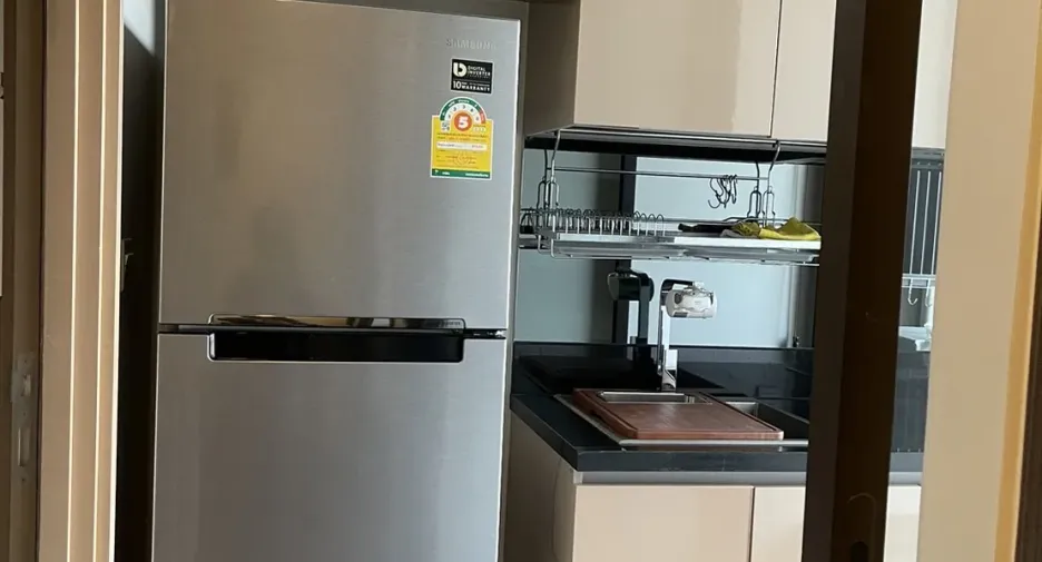 For rent studio condo in Khlong Toei, Bangkok