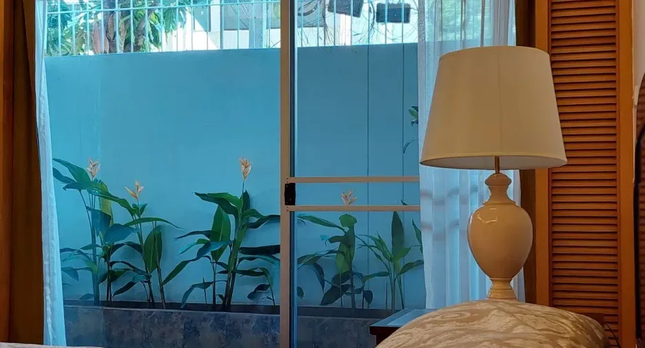 For rent 2 ベッドルーム condo in Sathon, Bangkok