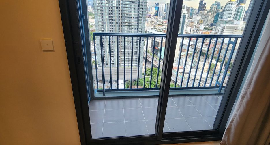 For rent 1 bed condo in Ratchathewi, Bangkok