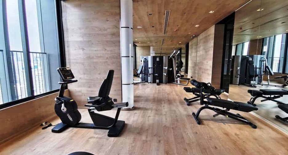 For rent 1 bed condo in Watthana, Bangkok
