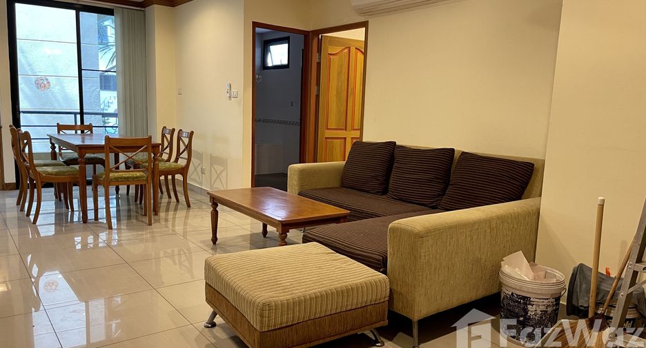 For rent 3 bedrooms condo in Watthana, Bangkok