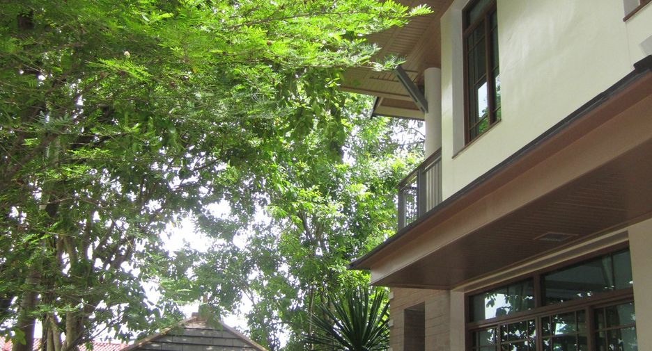 For rent 3 bedrooms house in Suan Luang, Bangkok