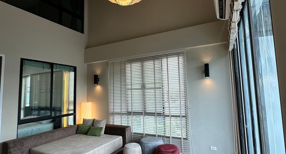 Reihenhaus zur Miete mit 3 Zimmer in Khlong Toei, Bangkok