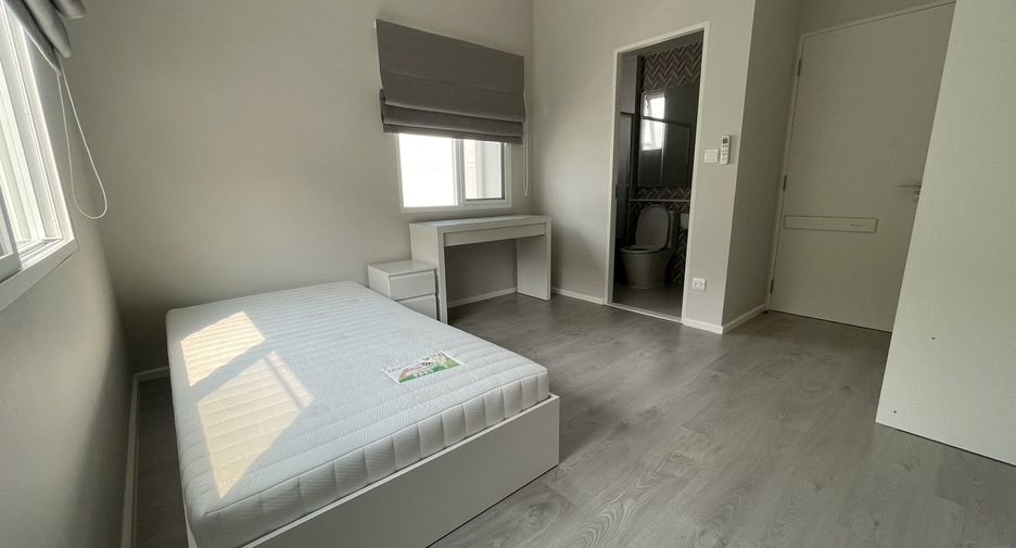 For rent 3 bedrooms house in Prawet, Bangkok