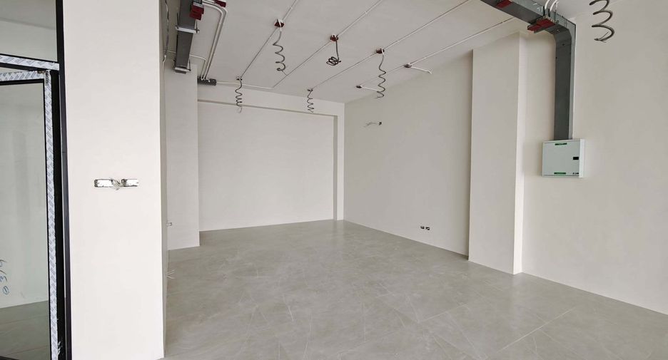For rent office in Suan Luang, Bangkok