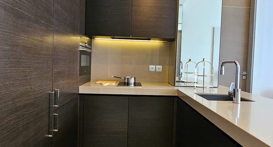 For rent 1 bed condo in Sathon, Bangkok