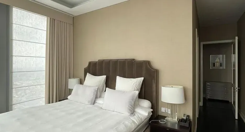 For rent 3 bedrooms condo in Sathon, Bangkok