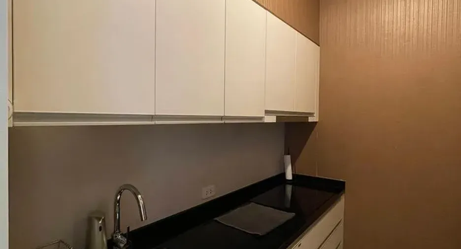 For rent 3 bedrooms condo in Sathon, Bangkok