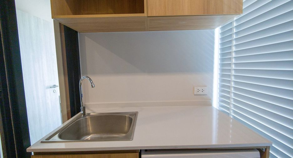 For rent 1 bed condo in Bang Na, Bangkok