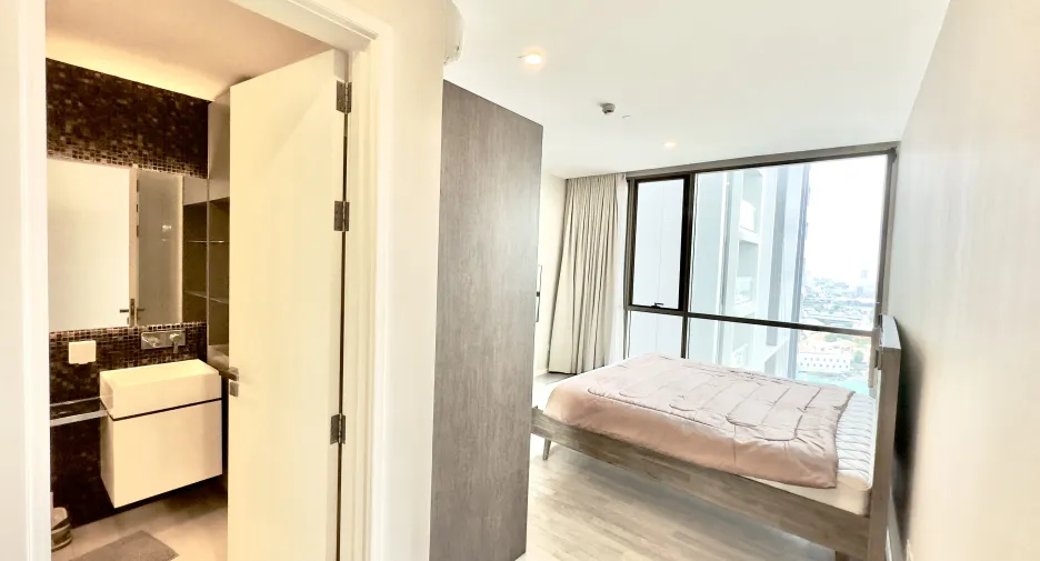 Condo en alquiler de 2 habitaciones en Khlong Toei, Bangkok