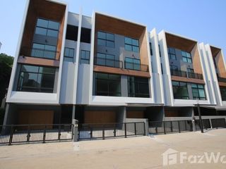 出租 3 卧室 联排别墅 在 Suan Luang, 曼谷