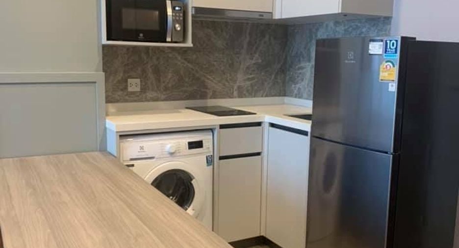 For rent 2 bedrooms condo in Bang Na, Bangkok