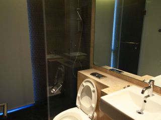 For rent 2 bedrooms condo in Pathum Wan, Bangkok