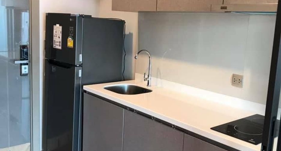 For rent 1 bed condo in Huai Khwang, Bangkok