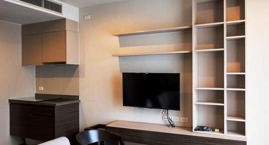 For rent 2 ベッドルーム condo in Phaya Thai, Bangkok