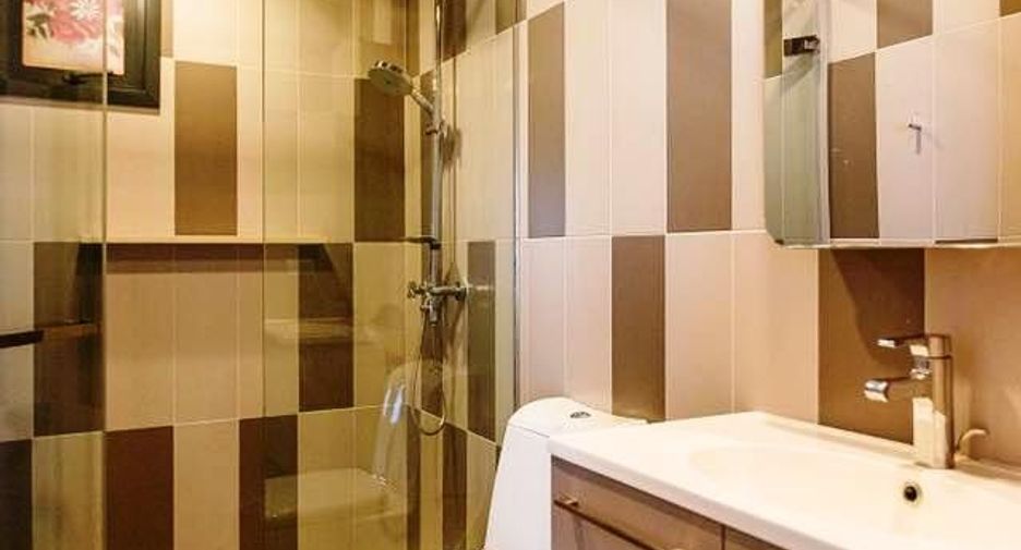For rent 2 ベッドルーム condo in Phaya Thai, Bangkok