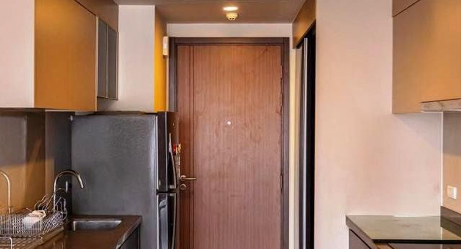 For rent 2 ベッドルーム condo in Phaya Thai, Bangkok