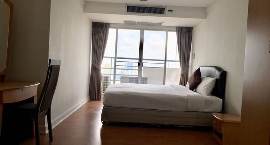 ให้เช่า 3 ห้องนอน คอนโด ใน คลองเตย, กรุงเทพฯ