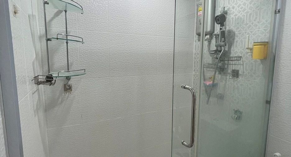For rent 1 bed condo in Bang Phlat, Bangkok