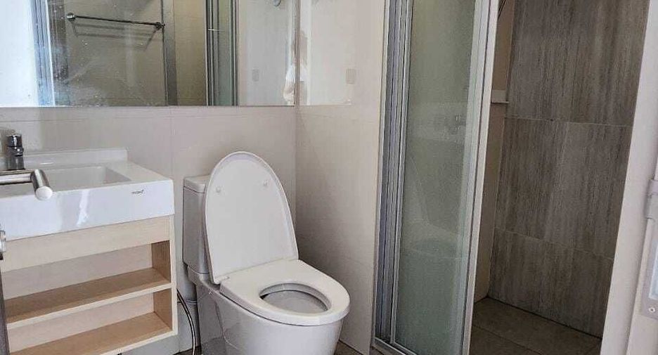 For rent 2 bedrooms condo in Suan Luang, Bangkok