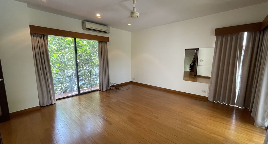 出租 4 卧室 独立屋 在 Watthana, 曼谷