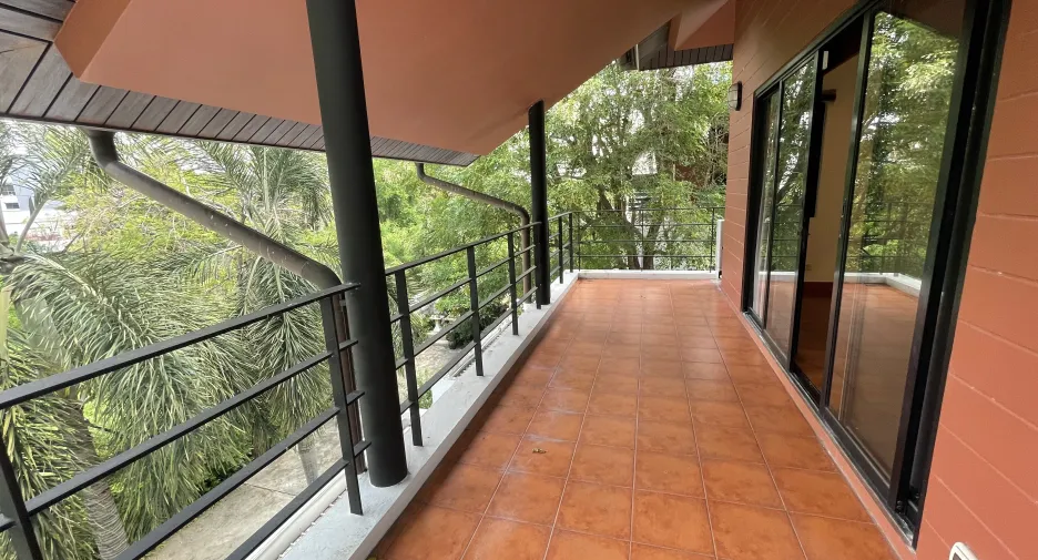 出租 4 卧室 独立屋 在 Watthana, 曼谷