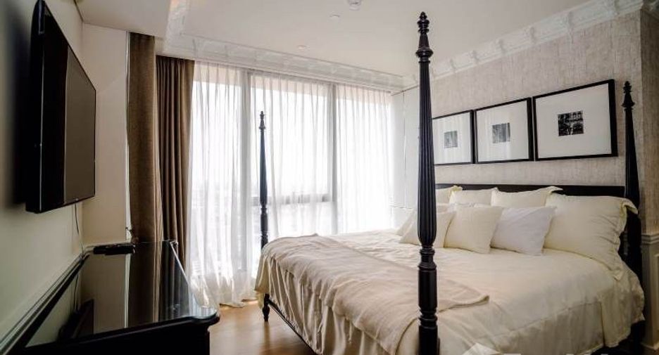 Condo en alquiler de 3 habitaciones en Khlong Toei, Bangkok