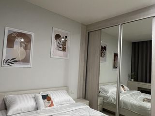 For rent 2 bedrooms condo in Huai Khwang, Bangkok