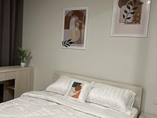 For rent 2 bedrooms condo in Huai Khwang, Bangkok
