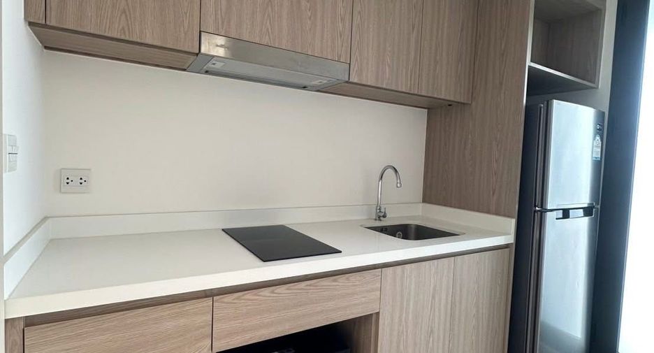 For rent 1 bed condo in Bang Rak, Bangkok