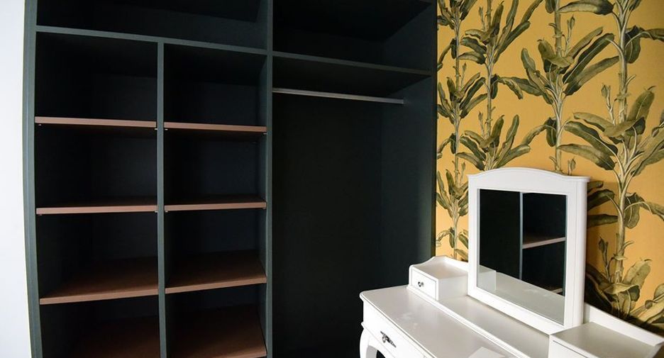For rent 1 bed condo in Watthana, Bangkok