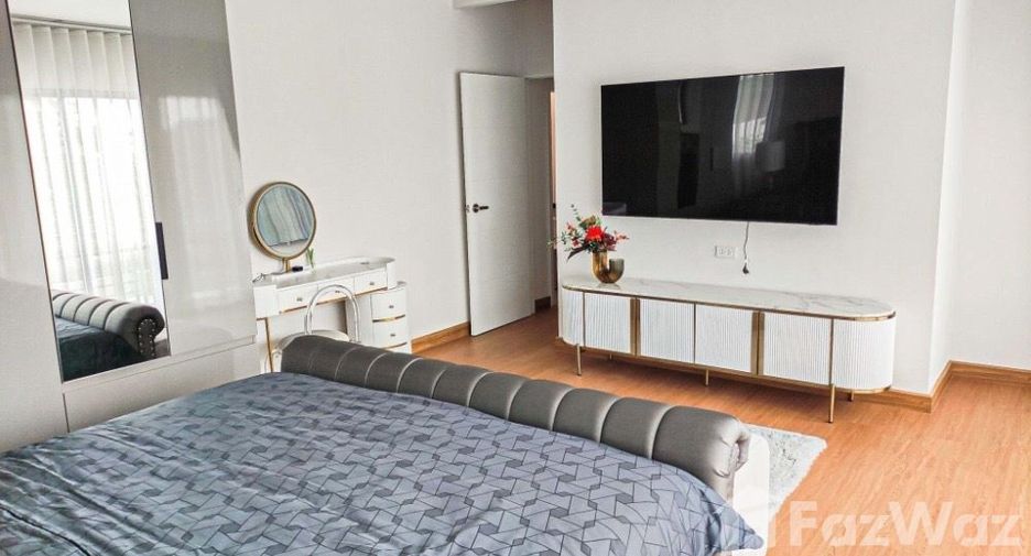 For rent 6 bedrooms house in Lat Krabang, Bangkok