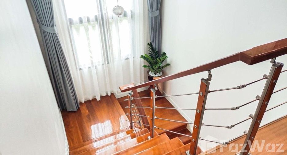 For rent 6 bedrooms house in Lat Krabang, Bangkok