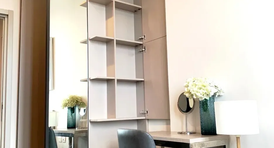 For rent 2 bedrooms condo in Khlong Toei, Bangkok