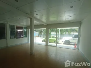 Gewerbefläche zur Miete in Sathon, Bangkok