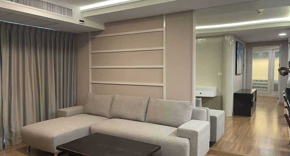 For rent 2 bedrooms condo in Phaya Thai, Bangkok
