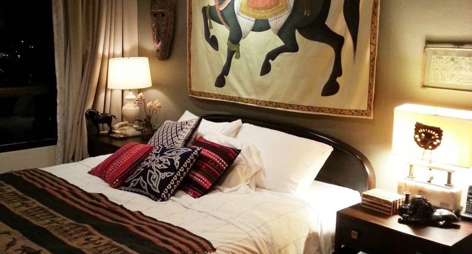 For rent 1 bed condo in Khlong San, Bangkok