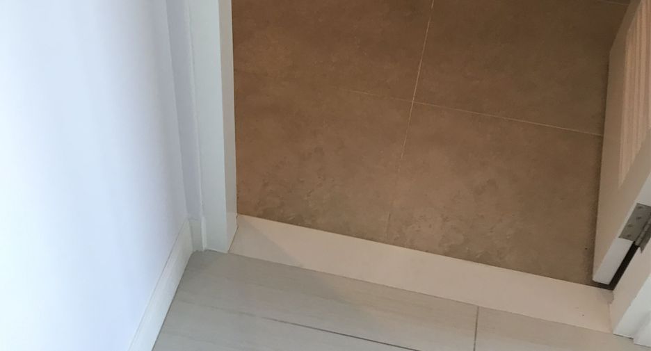 For rent 1 bed condo in Phaya Thai, Bangkok