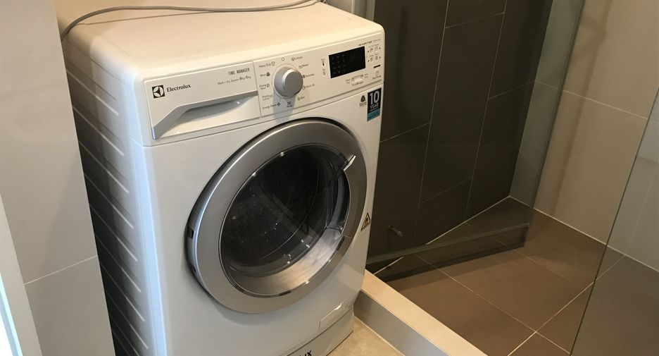 For rent 1 bed condo in Phaya Thai, Bangkok