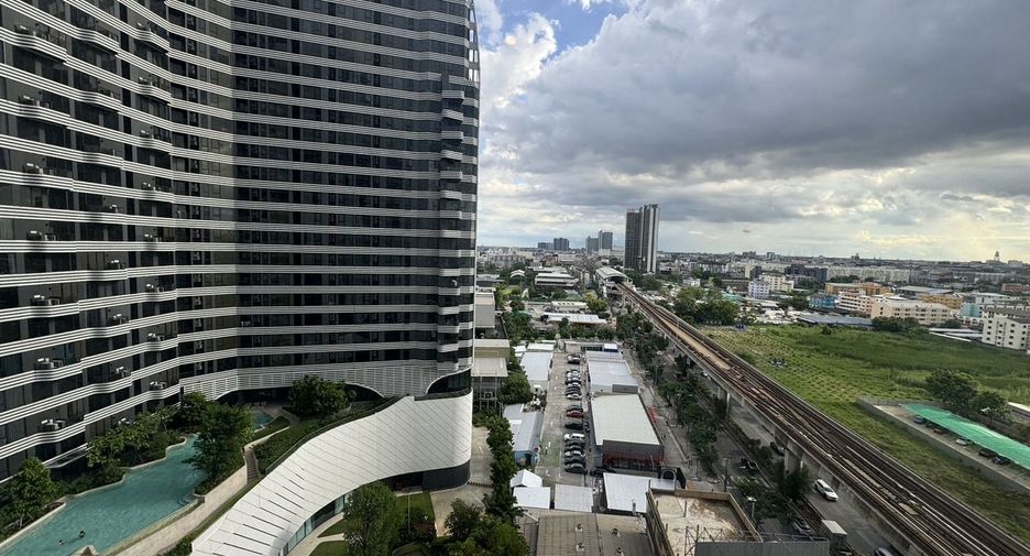 For rent 2 bedrooms condo in Bang Na, Bangkok