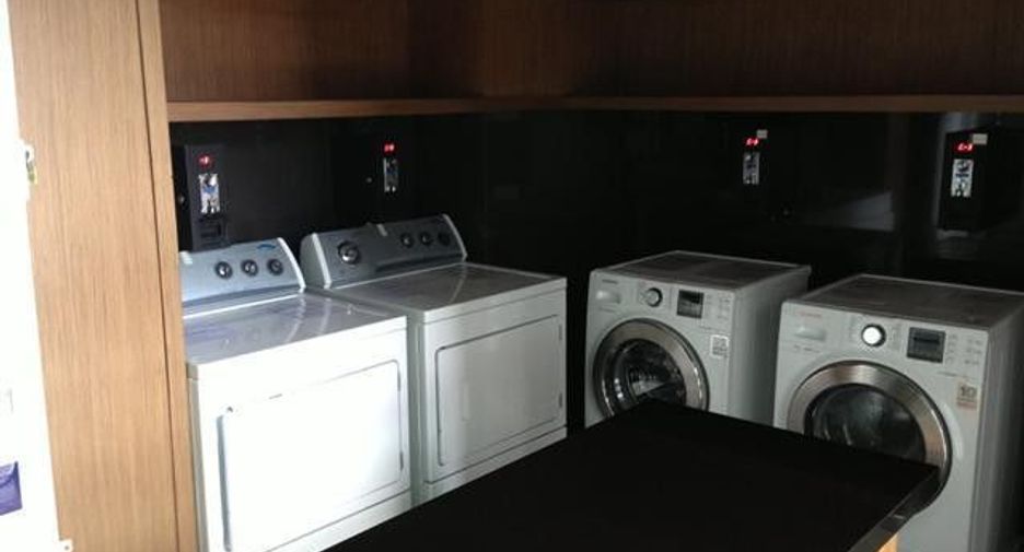 Wohnung zur Miete mit 1 Zimmer in Khlong Toei, Bangkok