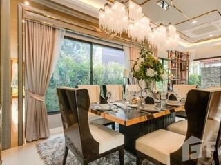 Casa en alquiler de 4 habitaciones en Prawet, Bangkok