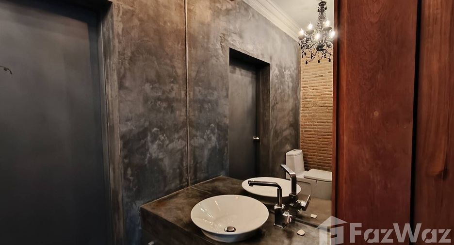 Condo en alquiler de 4 habitaciones en Watthana, Bangkok